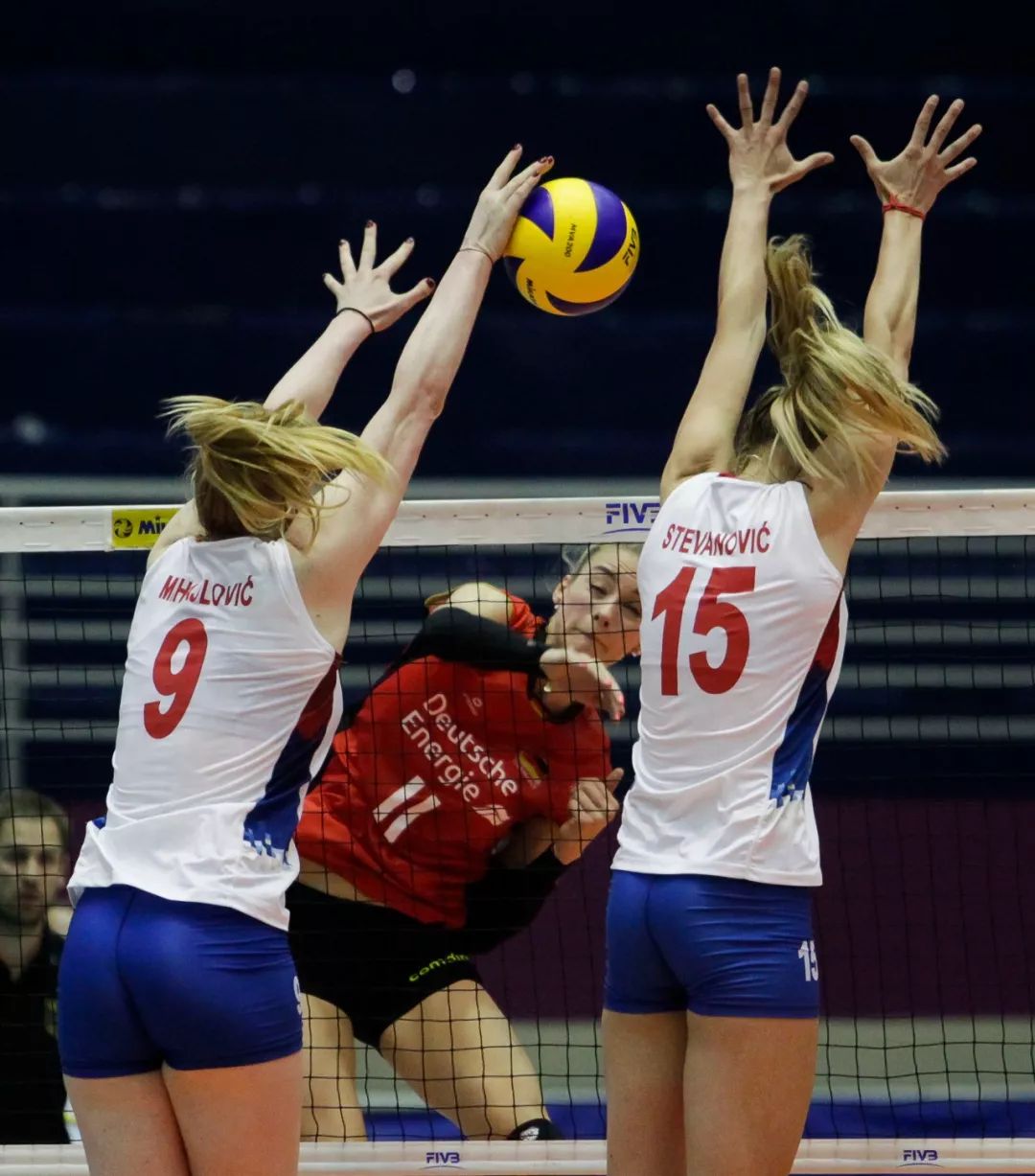 日本队力克德国队，辛杜带队取胜