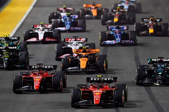 红牛车队完胜法拉利，诺里斯扛起全队的简单介绍