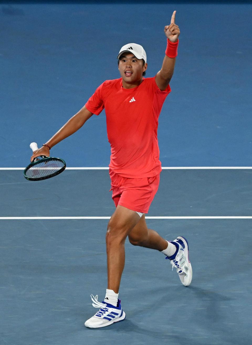 法网绝杀澳网,梅德韦杰夫惊艳四座 法网绝杀澳网,梅德韦杰夫惊艳四座